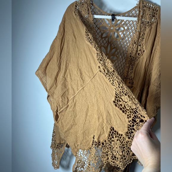 Torrid Crochet Embroidered Ruana with Sleeves Camel Kimono Coverup Size O/S - Picture 7 of 11